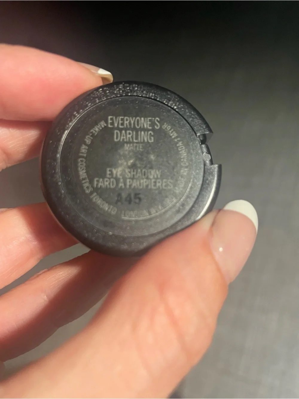 MAC Cosmetics Everyone's Darling Eyeshadow - - Picture 4 of 7